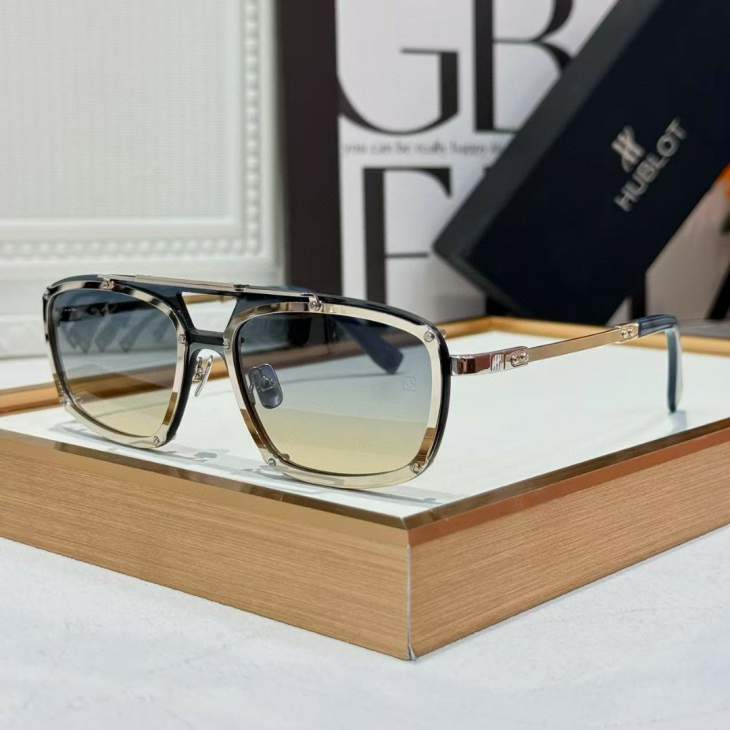 Picture of Hublot Sunglasses _SKUfw71164389fw